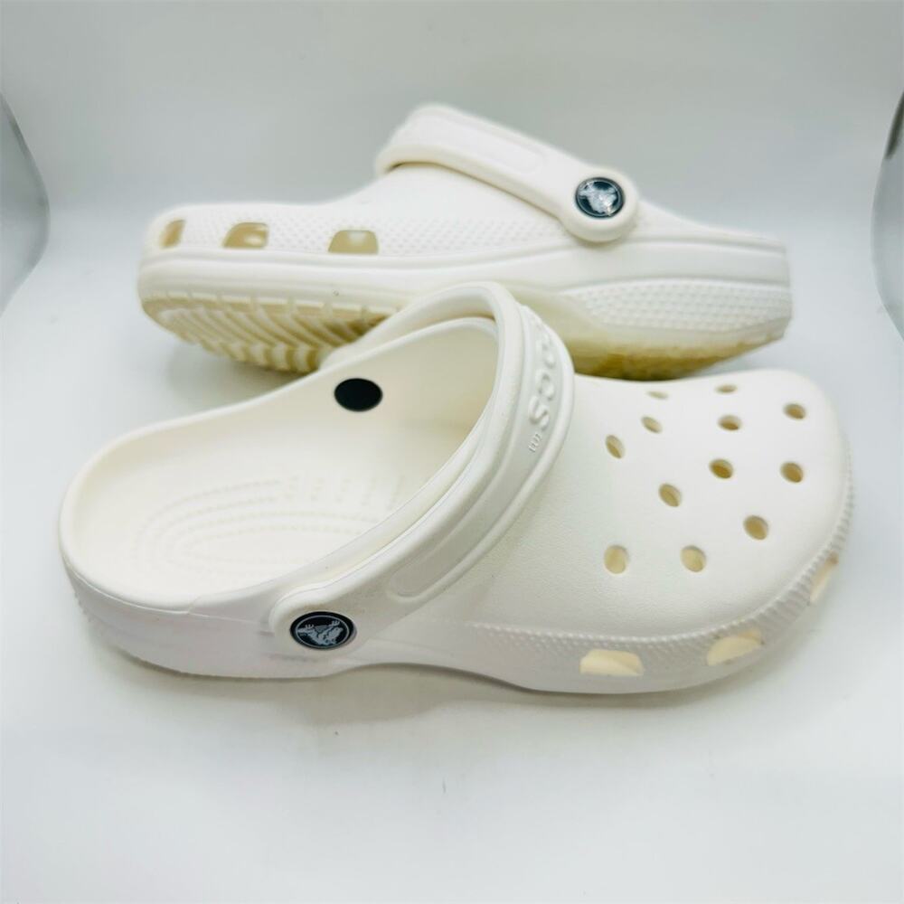 Crocs Classic Clog Ivory Kids J4 Slip On Sandals Junior Size 4 Like New